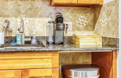 Midtown Village Apartment | Sosuite | 2BR Apt w Shared W/D, En-Suite Baths
