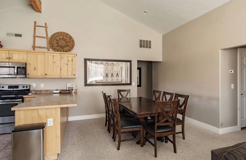 Moab South Valley House | Southwest Luxury - Minutes from Arches & Canyonlands