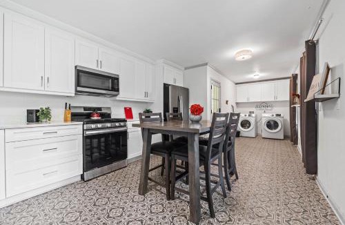 East Point House | Spacious 3BR Home - Near AIRPT & 15m to DT ATL