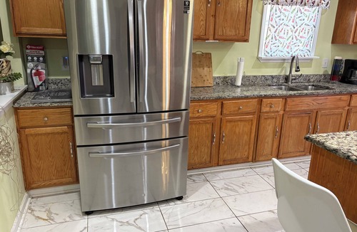 Normal House | Spacious 4-bedroom house with AC and WiFi in charming Huntsville