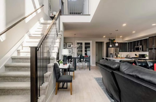 Northfield House | Spacious 4-bedroom house with WiFi, AC in delightful Central Park Denver