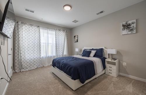 Northeast House | Spacious 4BR House with Private Garage
