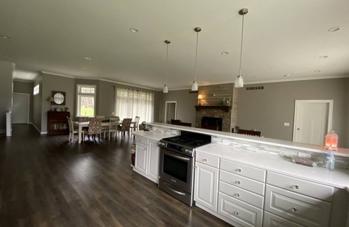 Roach House | Spacious 5 Bedroom, 3.5 Bathroom Lakeview home with a large yard awaits!