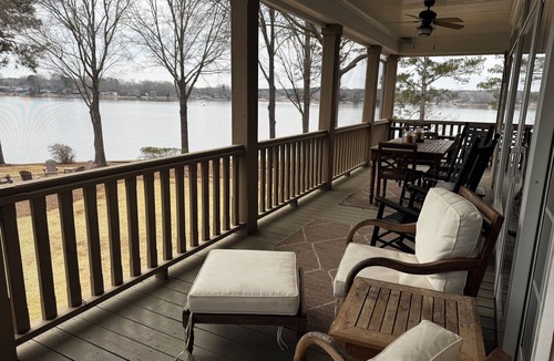Lake Oconee House | Spacious 5-bedroom home on Lake Oconee, 79 miles from The Masters