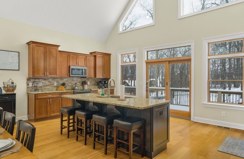 Treeloft House | Spacious and Updated Home in Wintergreen