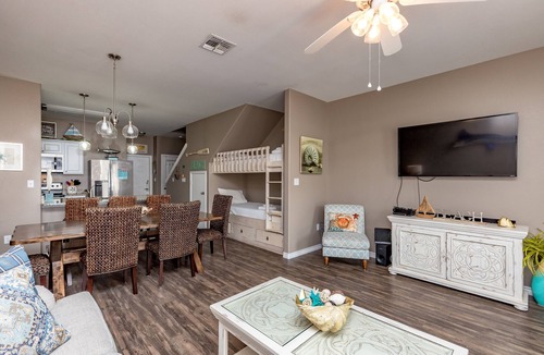 Corpus Christi House | Spacious Family Retreat, Just a Short Stroll to the Beach w/2 Inviting Pools