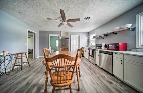 Geneva-on-the-Lake House | Spacious Geneva House < .5 Mi to The Strip!