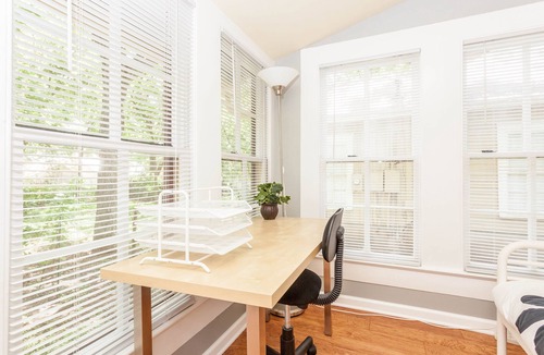 Hyde Park House | Spacious Historic Hyde Park Bungalow w/Office in Central Austin by UT/Downtown