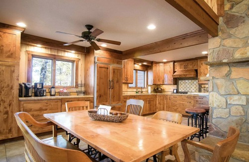 Twin Creek Village House | Spacious Home, 1 Acre, Close to Springs & Skiing!