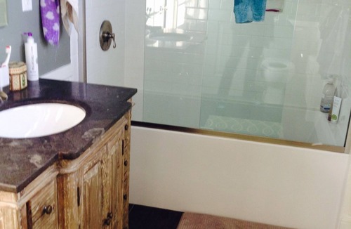 Watertown House | Spacious house minutes from Harvard Square.