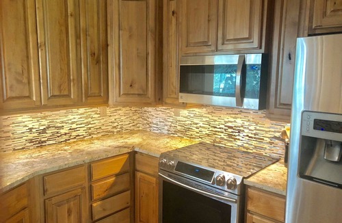 Mountain House Condo | Spacious Luxury Condo Private Hot Tub and Sanua in Unit 1000' to ski lift