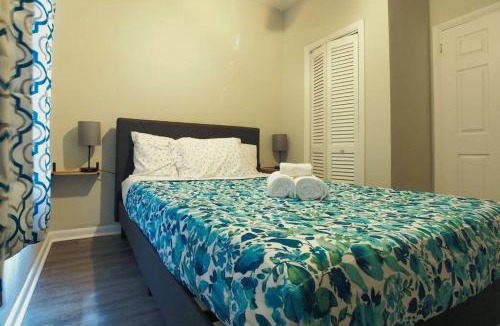Lakeshore South House | Spacious Modern 5 Bedrooms JAX