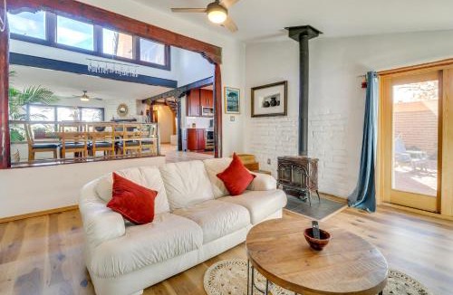 Corrales House | Spacious Mtn-View Gem in Corrales!