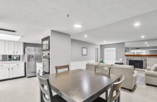 The Colony House | Spacious Ranch Style home in The Colony! Pool, Hot Tub & More!