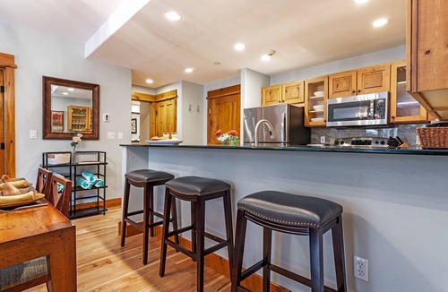 Edwards Condo | Spectacular Pinecone Lodge 2 Bedroom Home In The Heart Of Arrowhead Village