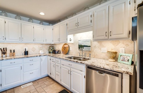 Winchester Cabin | Spectacular views and location on Tim's Ford Lake!