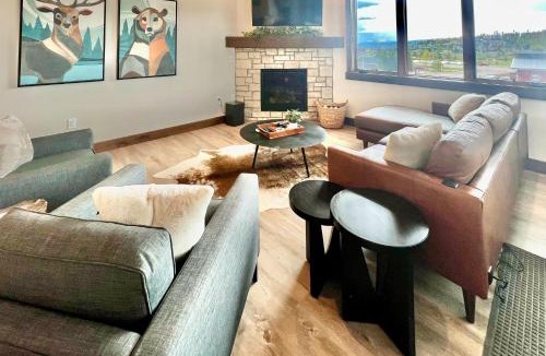 Fraser Apartment | Springview Lane #C304