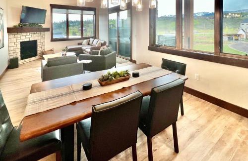 Fraser Apartment | Springview Lane #C304