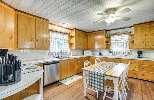 Davisville House | Stay and Play West Virginia Country Home!