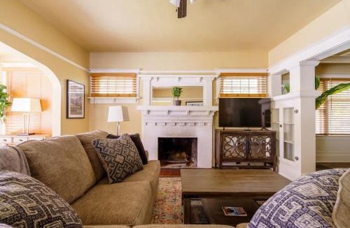 Richmond House | Stay Portland - Portland MultiUnit, 99 Walk Score, Remote Workers
