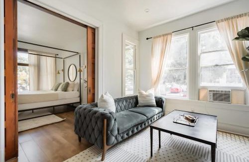 Uptown Apartment | Stay Portland - The Étoile Suite - Nob Architecture & Boutiques