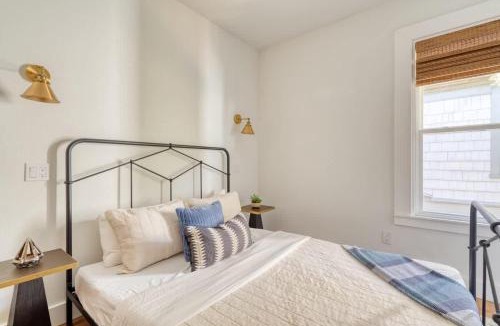 Uptown Apartment | Stay Portland - The Trésor Suite- Cold Brew & Craft Beers