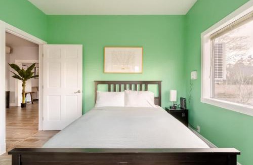 Richmond House | Stay Portland - Vibrant Iconic Portland Home in Heart of Division