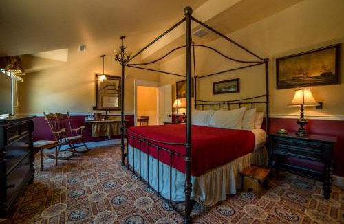 Painesville Hotel | Steele Mansion Inn & Gathering Hub
