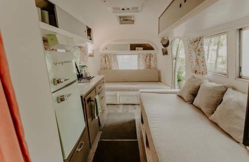 Cosby House | Streamside Shinytiny Airstream In The Smokies