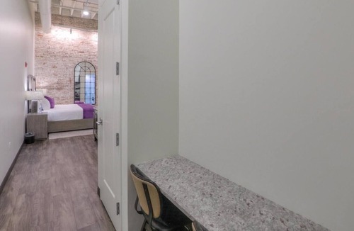 Downtown Nashville House | Studio 154 - Posh Suite
