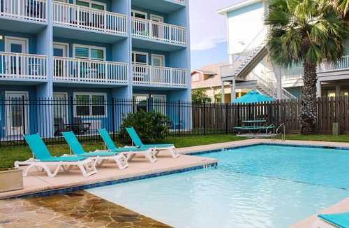 Old Town Condo | Studio Condo in Town, Near Beach, Shared Pool and Hot Tub