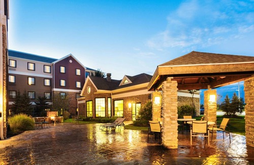 Maumee Apartment | Studio flat ∙ 1 bedroom ∙ 4 guests