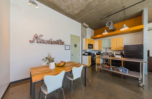 The Gulch Apartment | Studio Loft in Downtown Nashville!