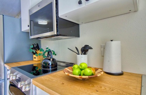 Pleasant View Apartment | Studio with Private Entrance + Bath |Backs to NREL