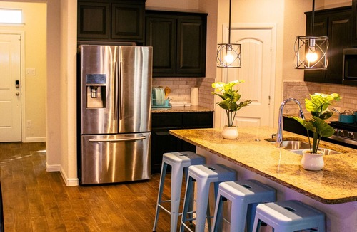 Glenn Heights House | Stunning home close to Dallas down town, private room with shared common area