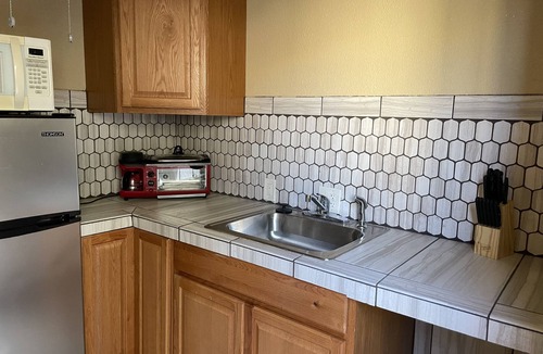 Mesilla Apartment | STUNNING Jacuzzi Studio