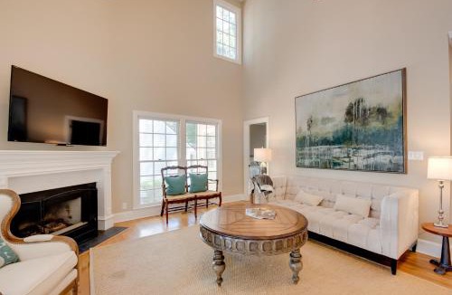 Lake Oconee House | Stunning Lake Oconee Retreat with Pool Access!