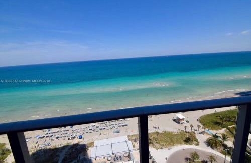 Hollywood South Central Beach House | Stunning Ocean Front Work remote high speed WiFi