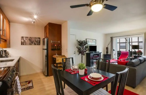 Glenwood Grove - North Iris Condo | STUNNING, Top-Shelf Suite Retreat!