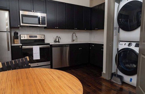 Roanoke Apartment | Stylish 1BR near brews & downtown