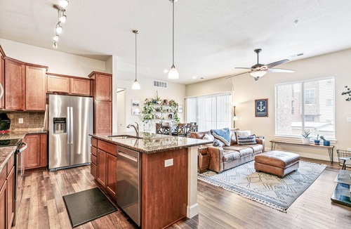 Meridian Condo | Stylish 2BR/2BA Condo w/Garage for Business & Leisure