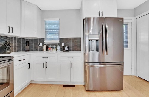 Scenic Heights House | Stylish Arvada Duplex | 10 Min to Olde Town & Denver