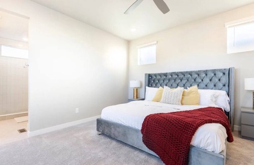 Northfield House | Stylish brand new Central Park, Denver Entire Home