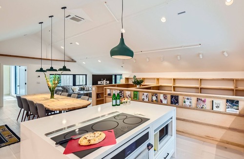 Old North Boulder House | Stylish Eco-Friendly Gem, 5-min to Pearl St & CU