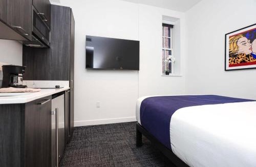 Fenway–Kenmore Apartment | Stylish Studio in Fenway Neighborhood - Unit #305