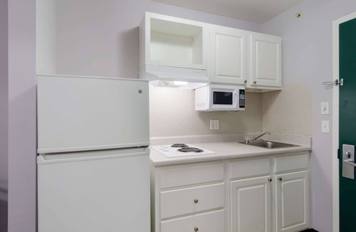 Lamar Heights Area Hotel | Suburban Studios Denver Central-Arvada