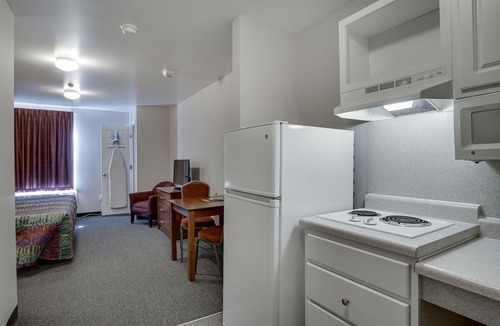 Lamar Heights Area Hotel | Suburban Studios Denver Central-Arvada