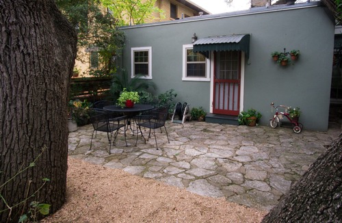 West End House | Suite in Historic Downtown Home - 4 Blocks from Capitol