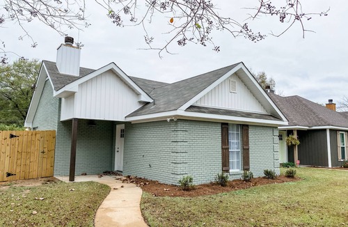 Wetumpka House | Suite Stella, a cozy 2-bed 2-bath home