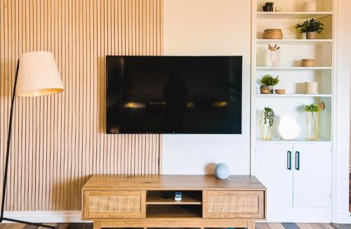 Mission Hills Apartment | Sunkissed Boho Hilltop Haven Apartment